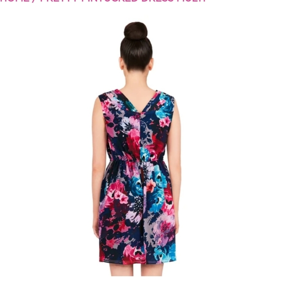 NWT Betsey Johnson pintucked dress - Picture 2 of 8